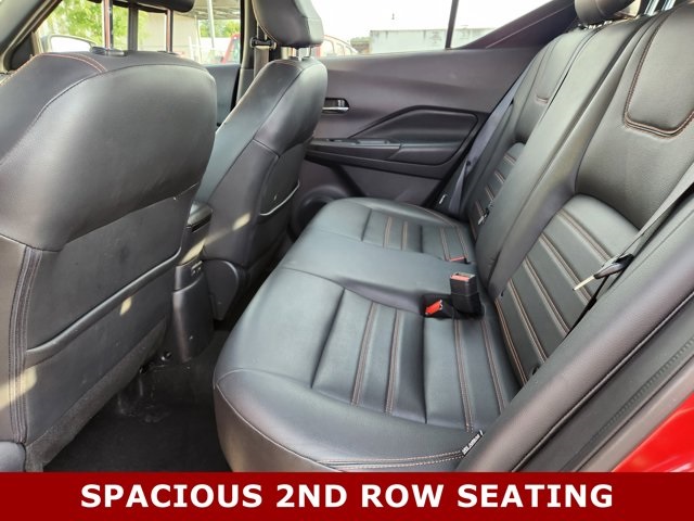 Vehicle image 14 of 25