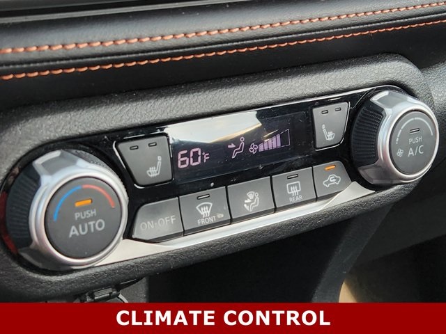 Vehicle image 23 of 25