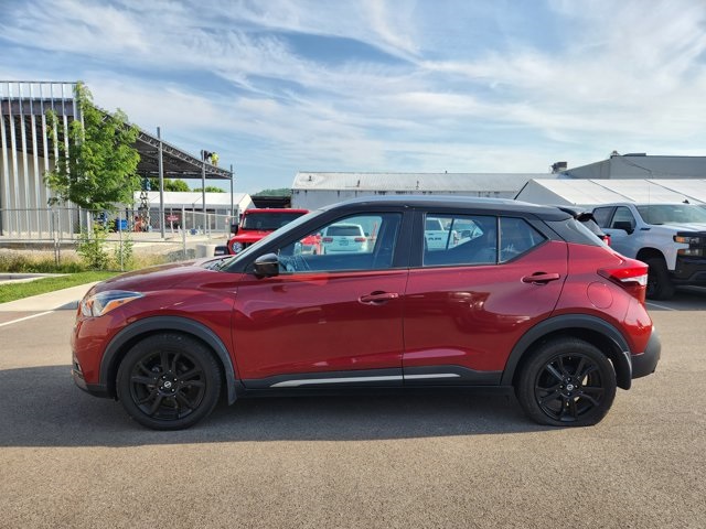 Vehicle image 9 of 25