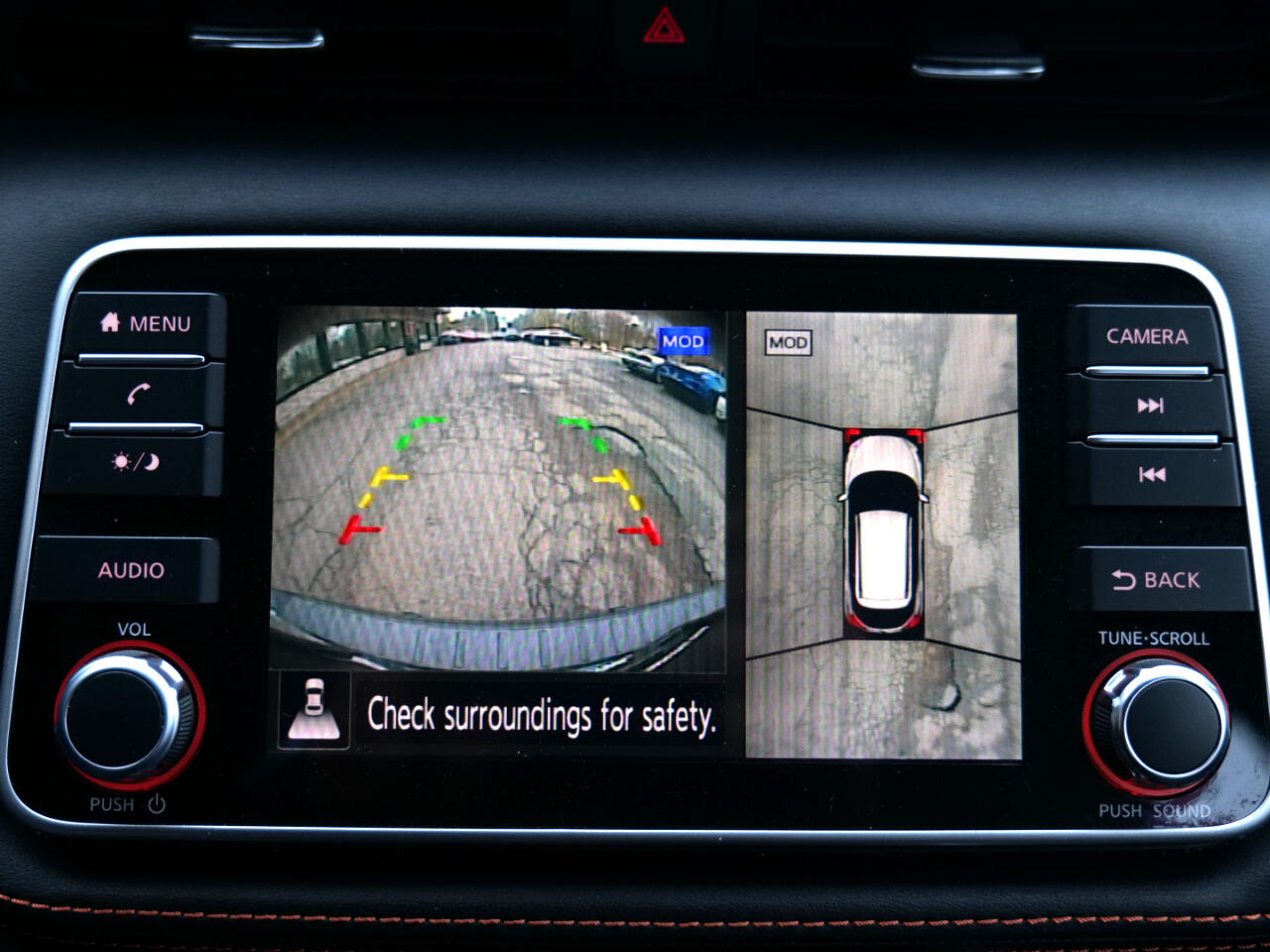 Vehicle image 25 of 58