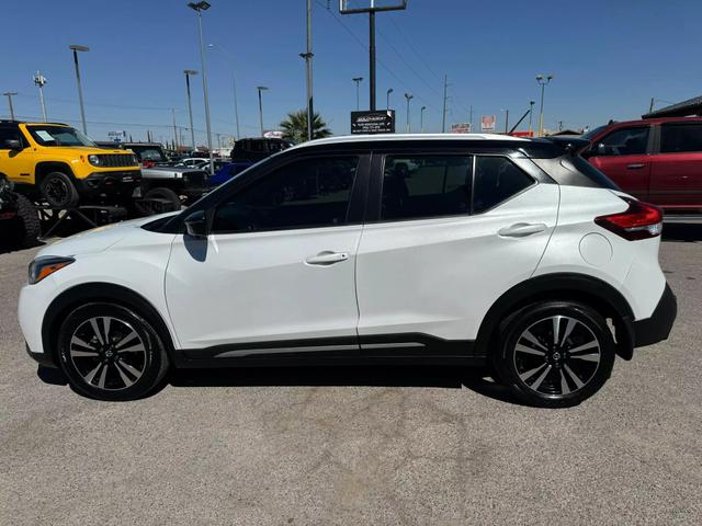 Vehicle image 3 of 25