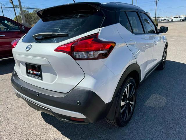 Vehicle image 6 of 25