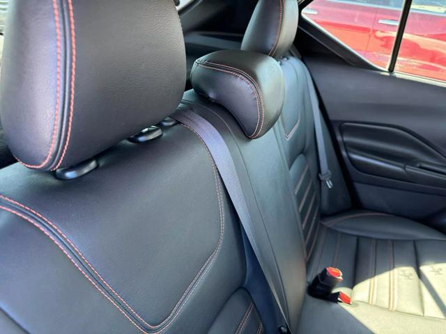 Vehicle image 16 of 25