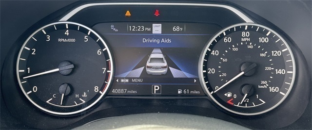 Vehicle image 20 of 30