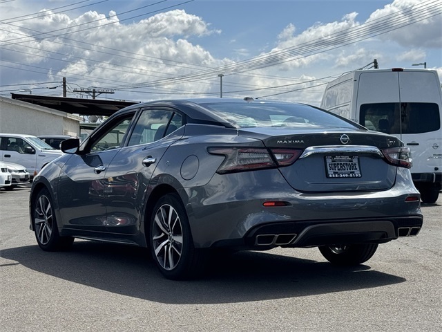 Vehicle image 6 of 30