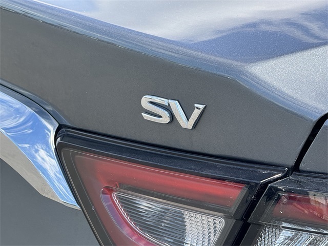 Vehicle image 28 of 30