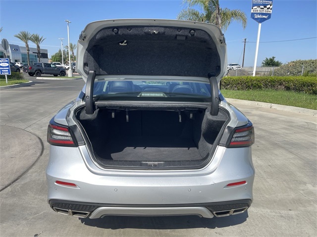 Vehicle image 26 of 35