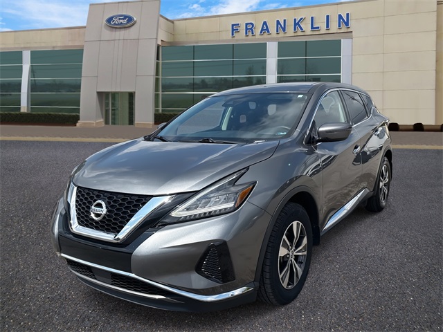 Vehicle image 1 of 32