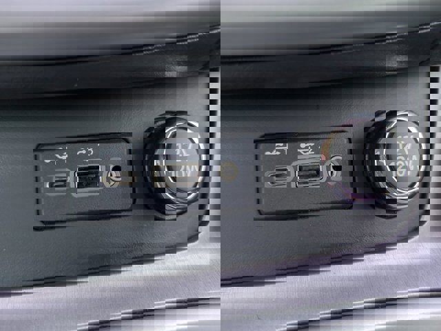 Vehicle image 22 of 29