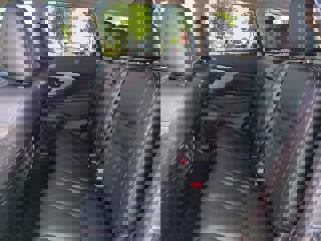 Vehicle image 14 of 29