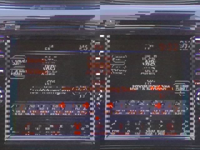 Vehicle image 18 of 29