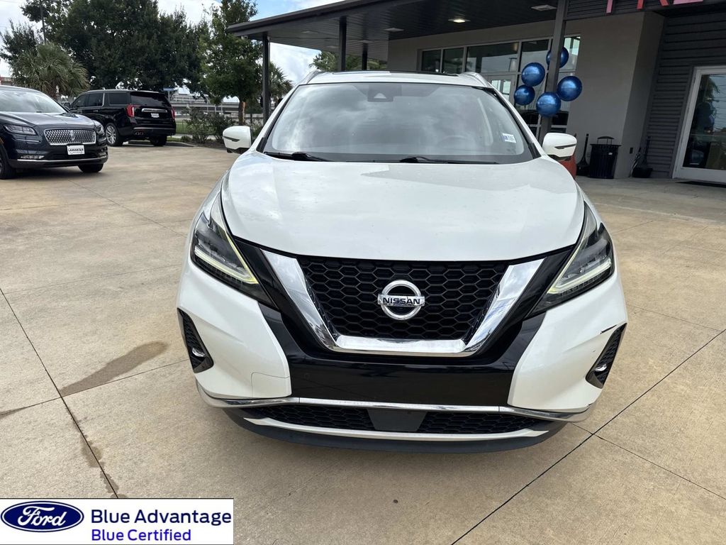 2020 Nissan Murano SL Image 2 of 29