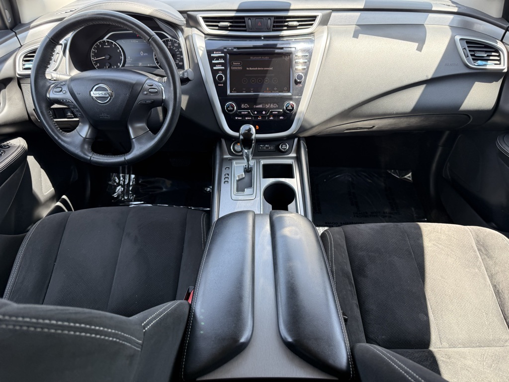 Vehicle image 20 of 29