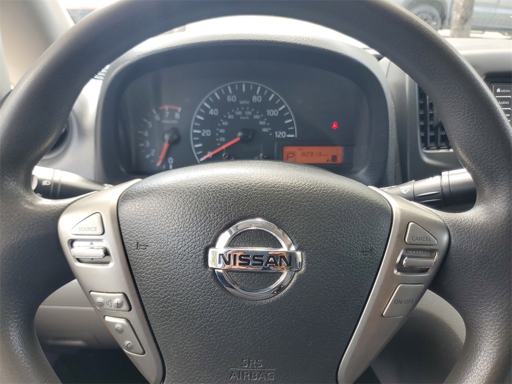 Vehicle image 21 of 27