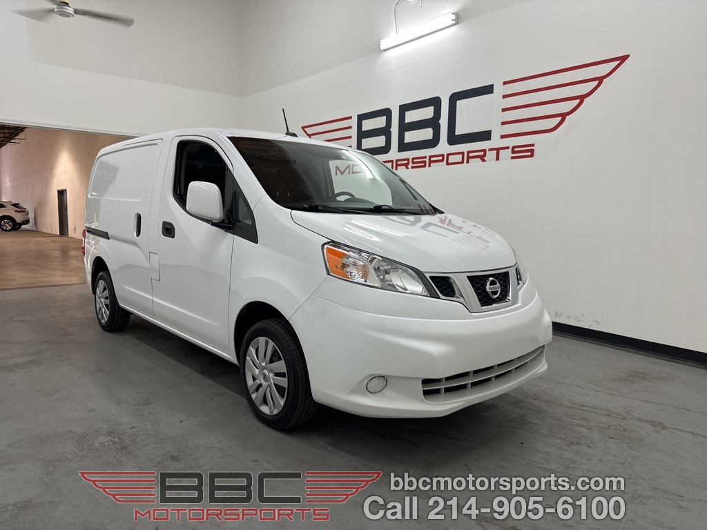 Vehicle image 5 of 68
