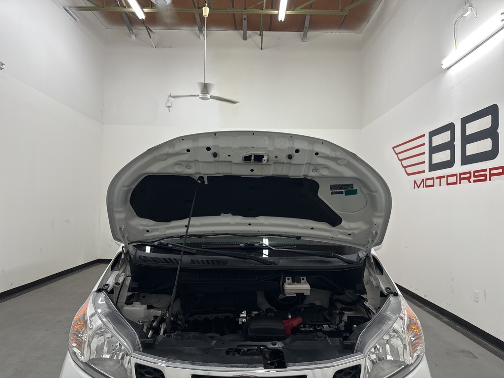 Vehicle image 11 of 68