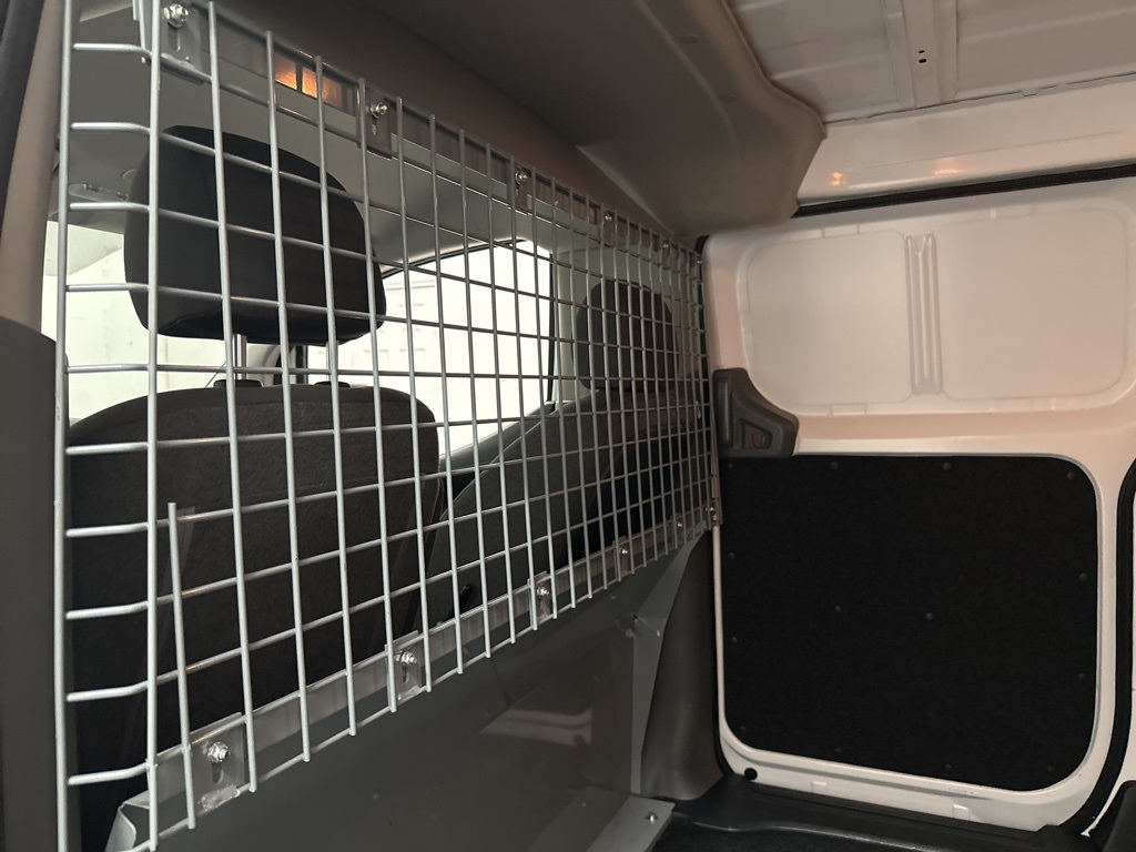 Vehicle image 51 of 68