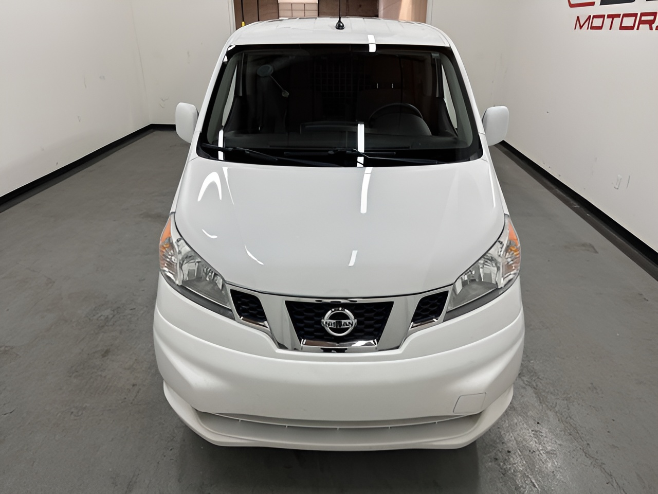 Vehicle image 62 of 68