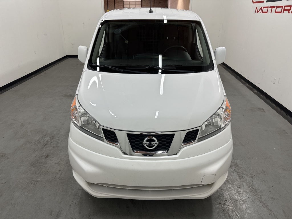 Vehicle image 3 of 68