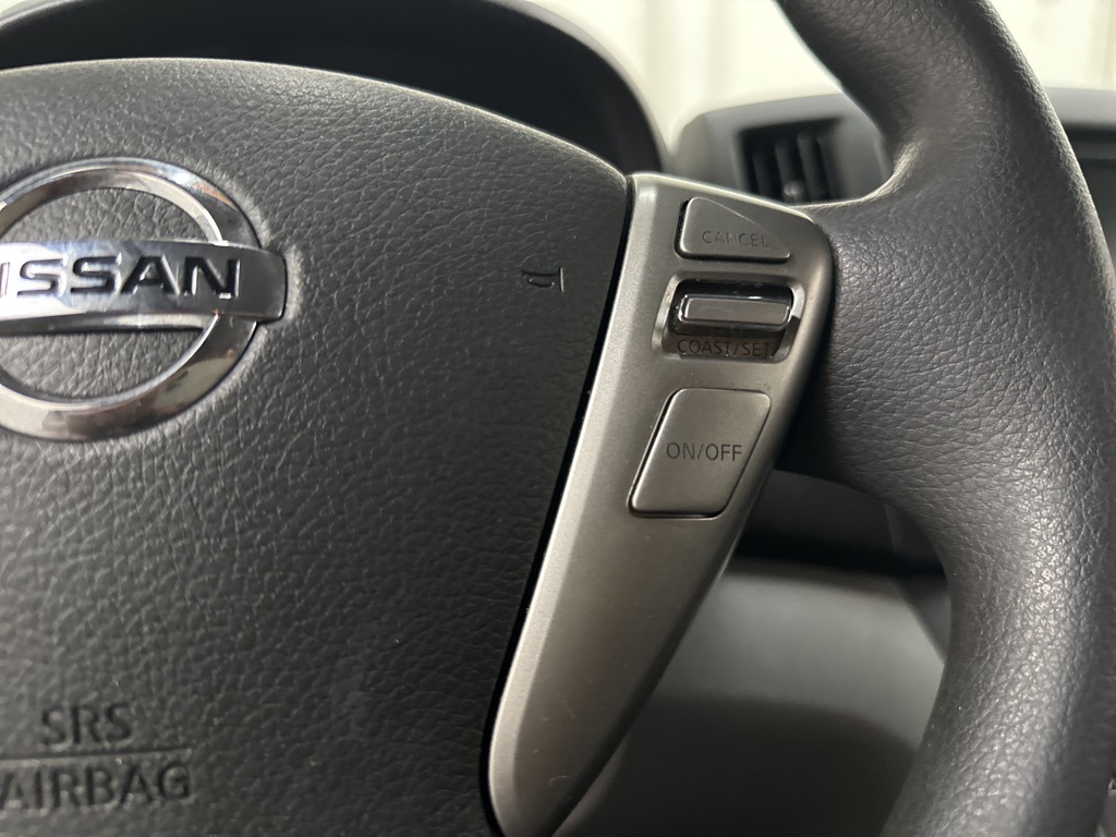 Vehicle image 41 of 68