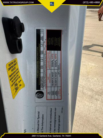Vehicle image 43 of 49