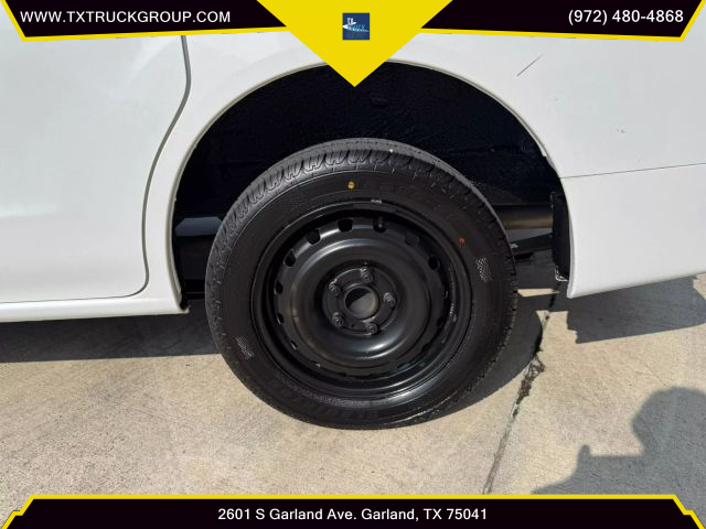 Vehicle image 45 of 49