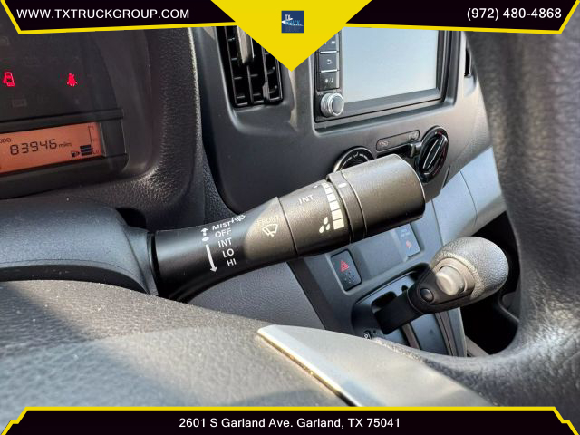 Vehicle image 30 of 49