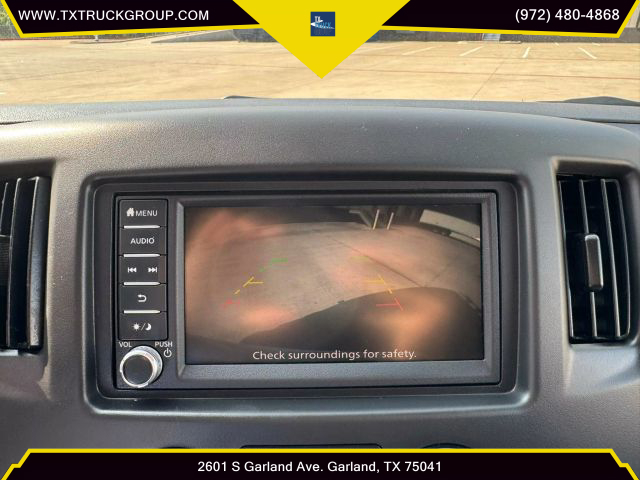 Vehicle image 39 of 49