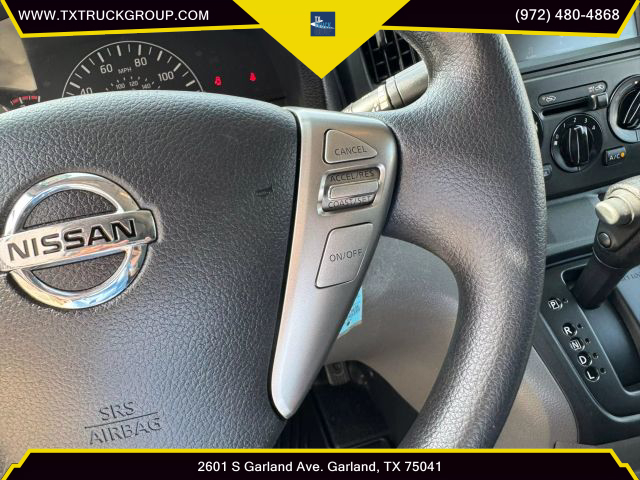 Vehicle image 31 of 49