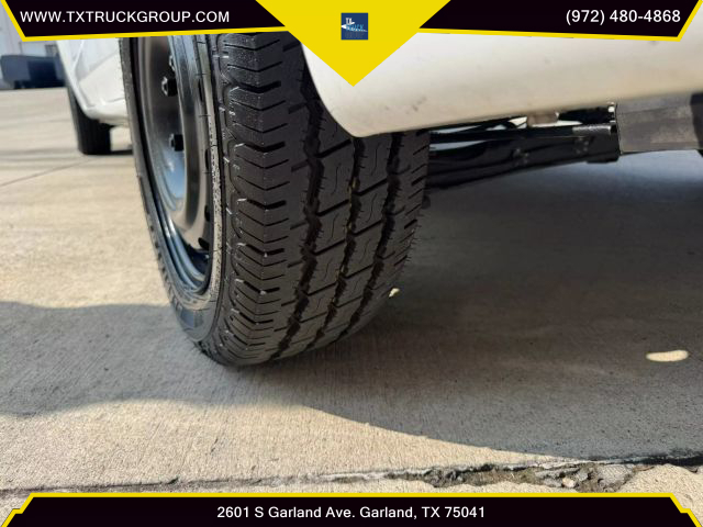 Vehicle image 46 of 49