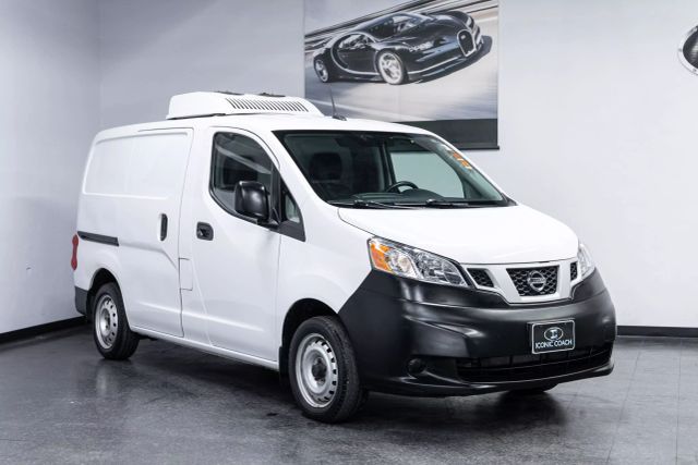 Vehicle image 4 of 36