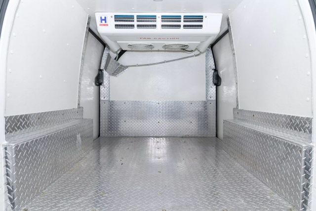 Vehicle image 26 of 36