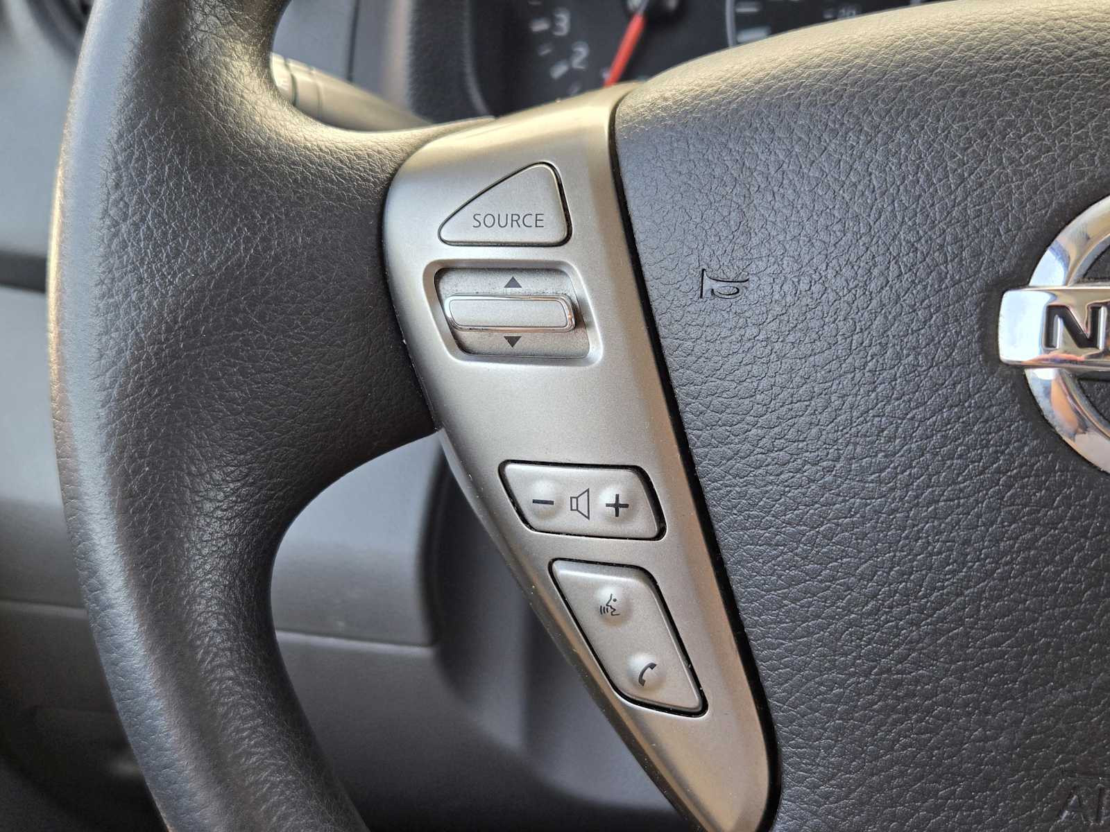 Vehicle image 27 of 31