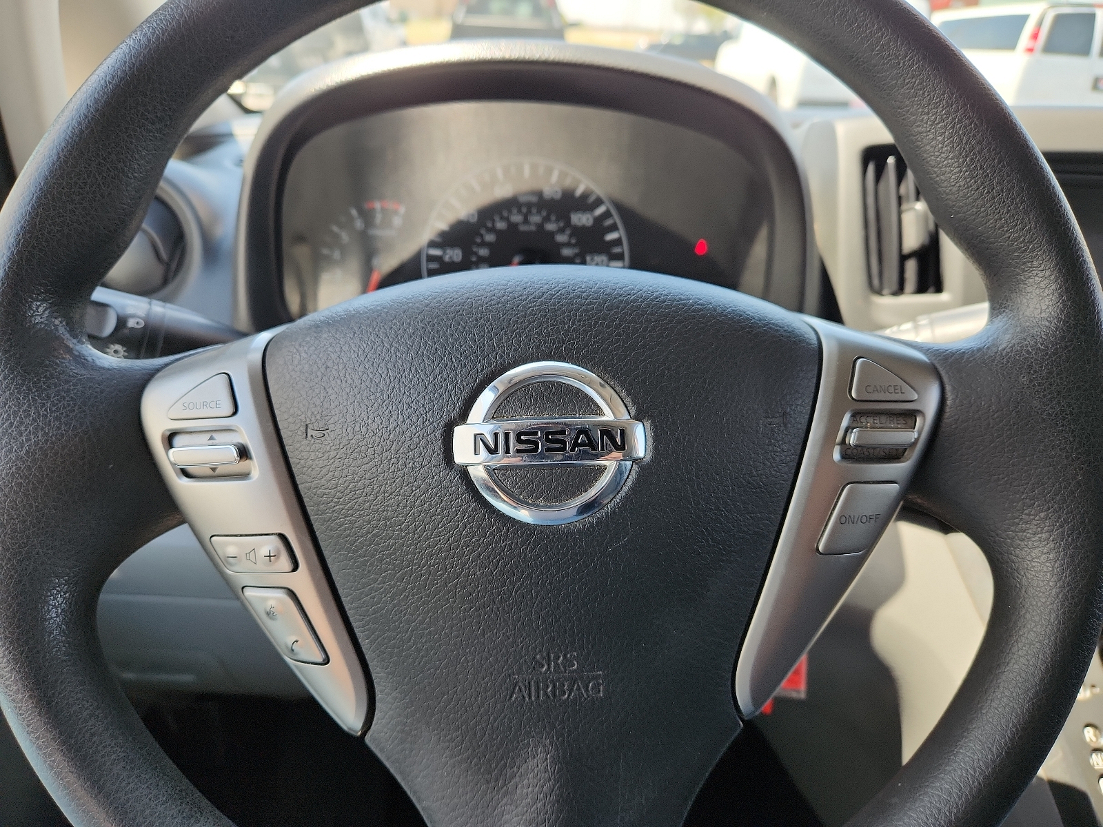 Vehicle image 15 of 16