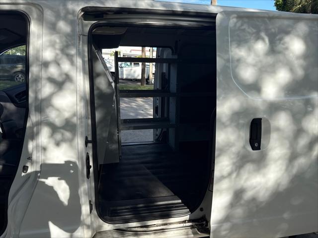 Vehicle image 12 of 24