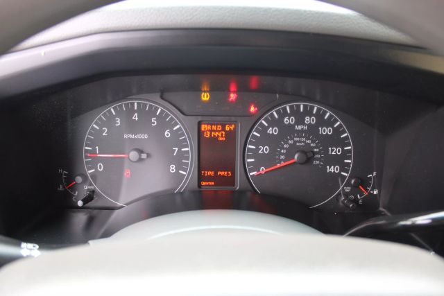 Vehicle image 13 of 36