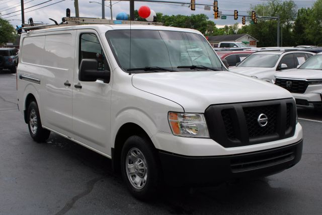 Vehicle image 3 of 36