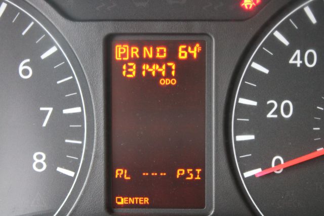 Vehicle image 15 of 36