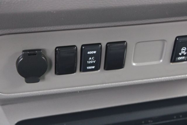 Vehicle image 21 of 36