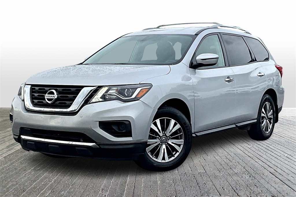Vehicle image 1 of 33