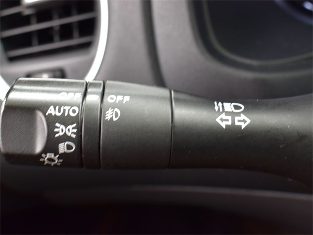 Vehicle image 46 of 53
