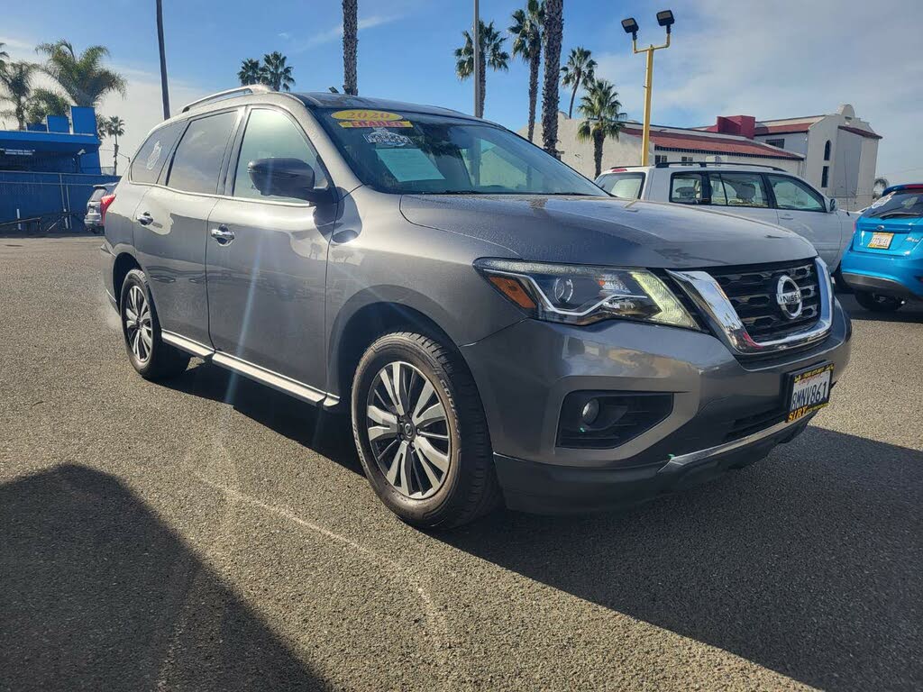Vehicle image 3 of 23