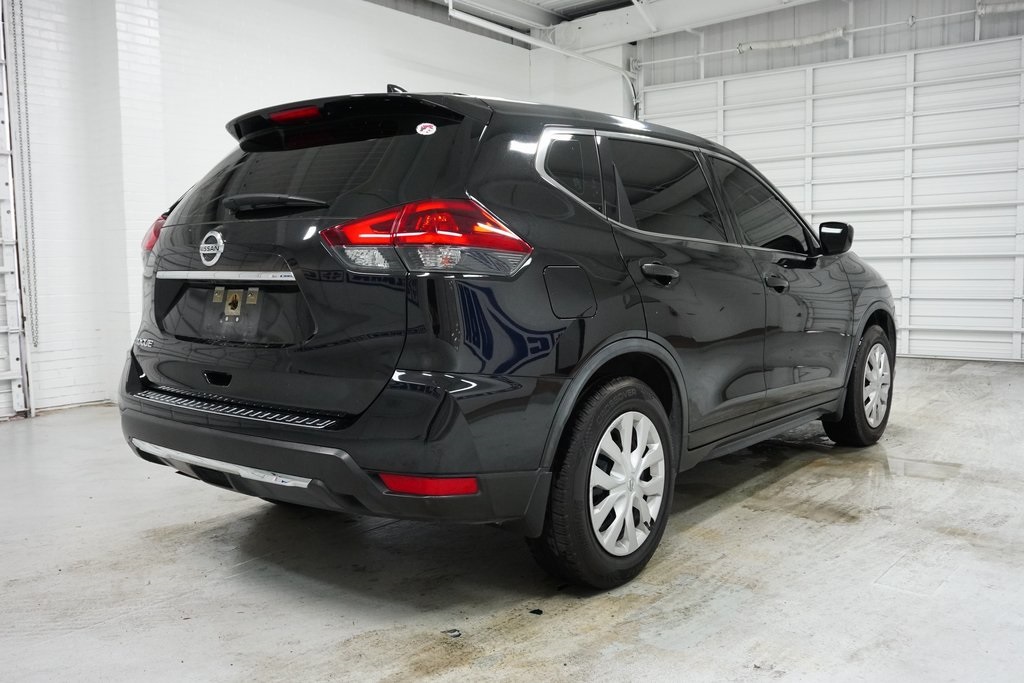 Vehicle image 6 of 32