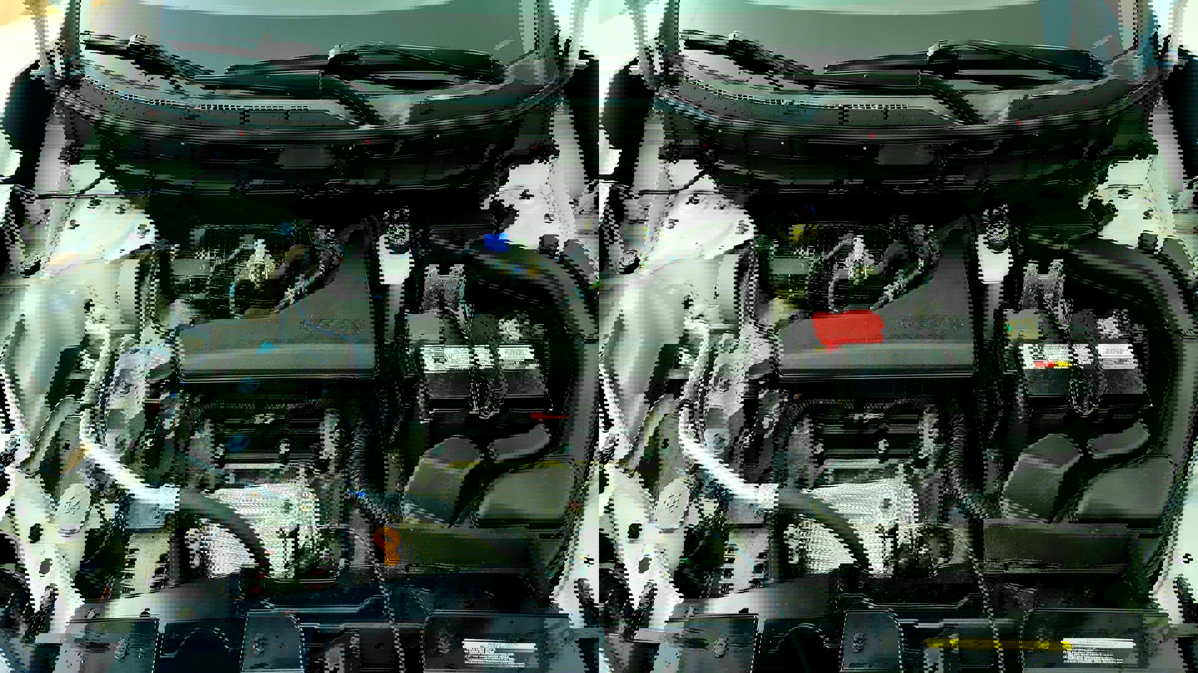 Vehicle image 33 of 34