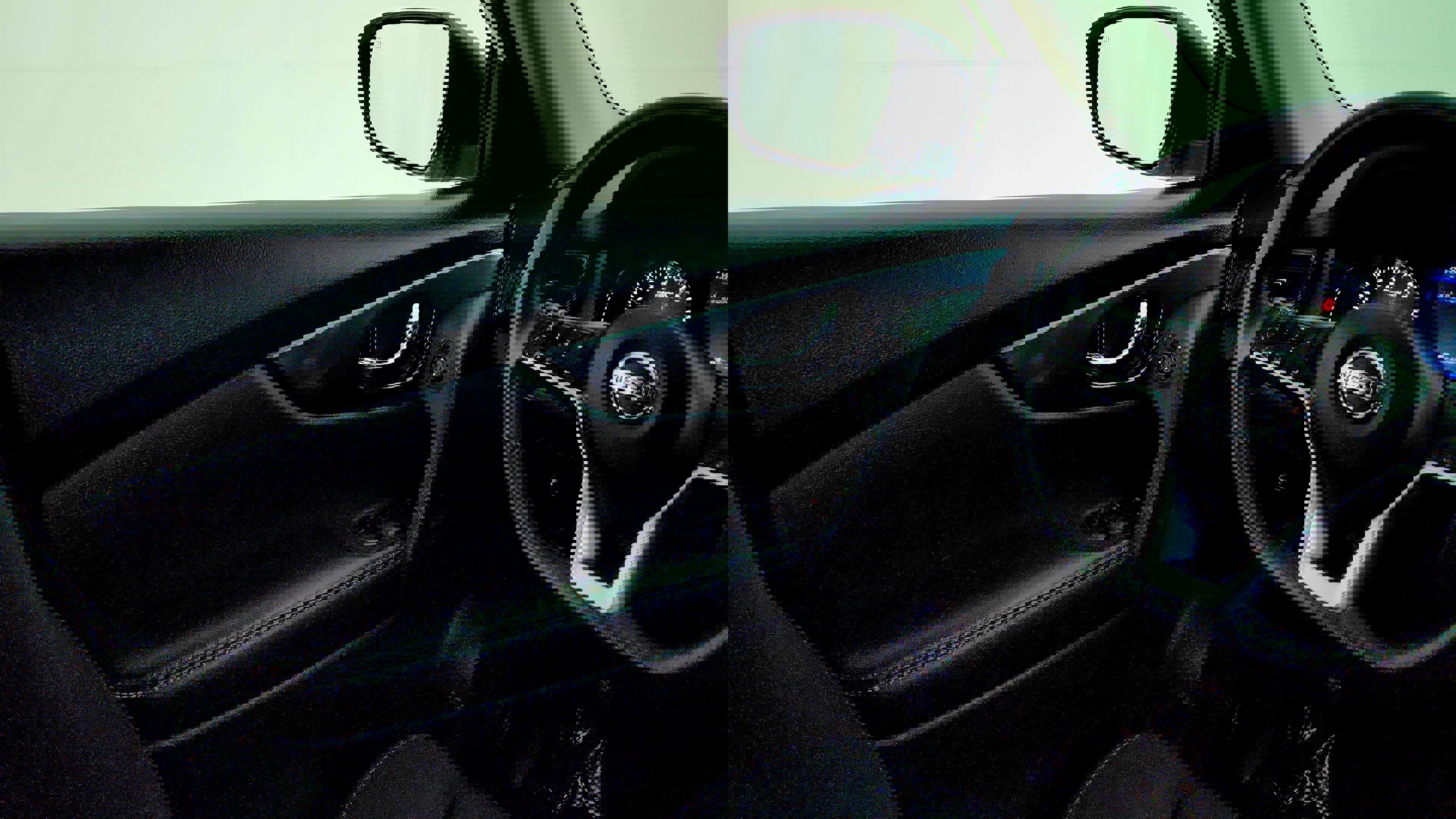 Vehicle image 27 of 34