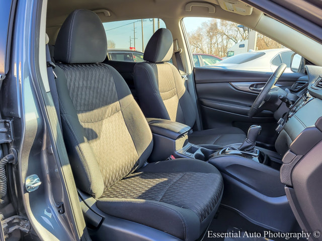 Vehicle image 31 of 35