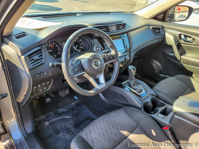 Vehicle image 8 of 35