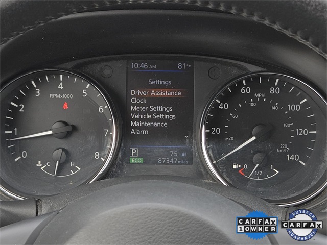 Vehicle image 18 of 33