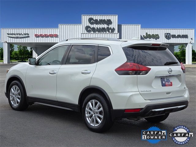 Vehicle image 6 of 33