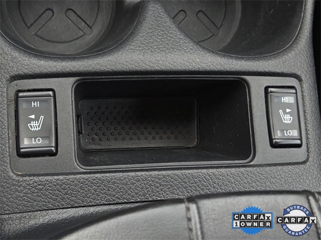Vehicle image 26 of 33